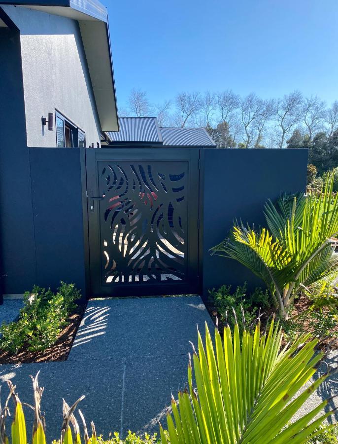 Escape Bed & Breakfast New Plymouth Exterior photo